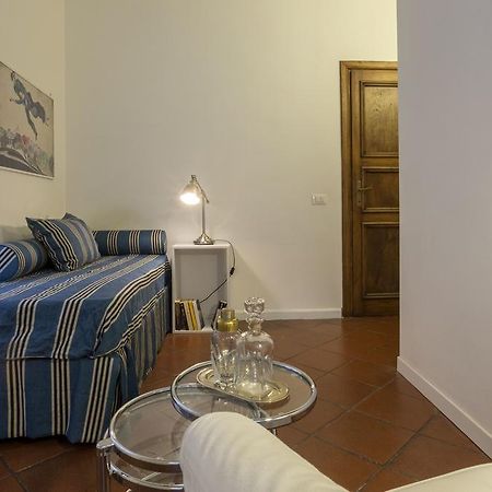 Gianicolo'S Hill Suite Apartment Рим Екстер'єр фото